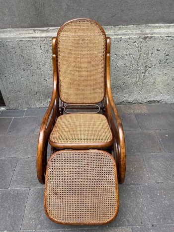 SEDIA A DONDOLO THONET
