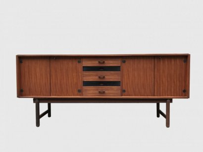 SIDEBOARD WITH DRAWERS