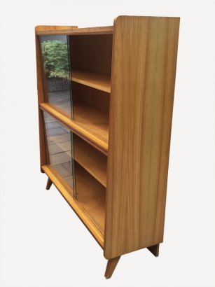 SMALL BOOKCASE