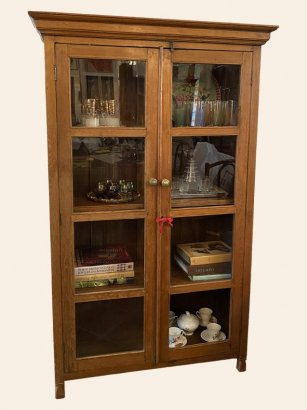 WOODEN DISPLAY CABINET