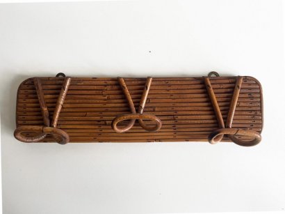BAMBOO COAT RACK