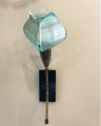 WALL SCONCE WITH ACQUAMARINE DIFFUSER