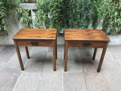 COPPIA TAVOLINI CON CASSETTO