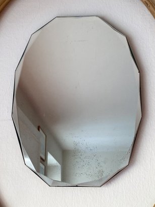 SMALL SHAPED MIRROR