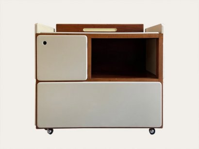 CABINET CONVERTIBLE INTO A DESK