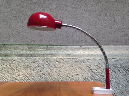 RED CLAMP TABLE LAMP